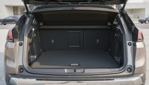 découvrez la dimension précise du coffre de la peugeot 3008 édition 2026 pour optimiser votre capacité de chargement et préparer vos déplacements en toute sérénité.